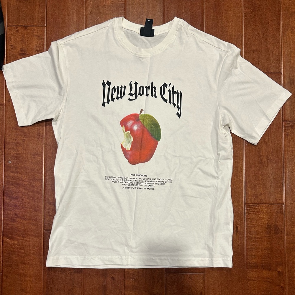 H&M New York City shirt